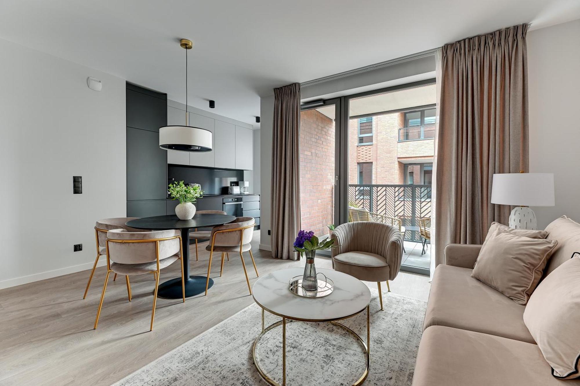 Scala City Center Magic Apartments With Parking By Lion Apartments Danzica Esterno foto
