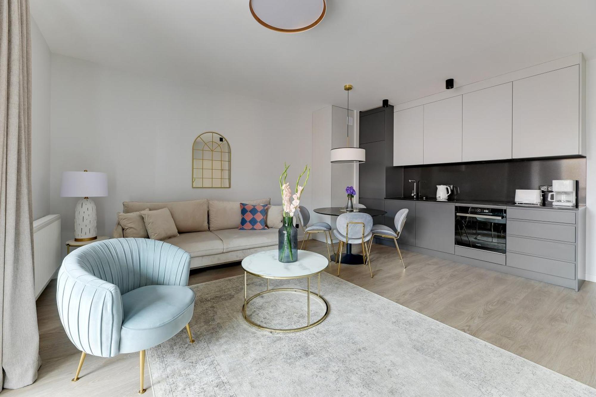 Scala City Center Magic Apartments With Parking By Lion Apartments Danzica Esterno foto