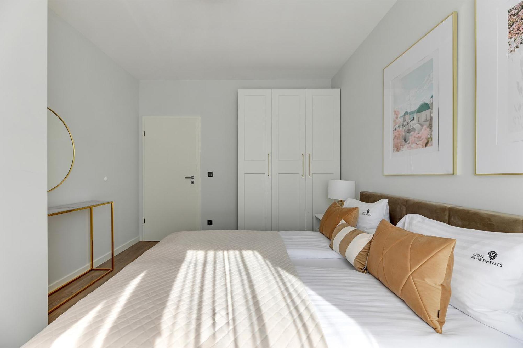 Scala City Center Magic Apartments With Parking By Lion Apartments Danzica Esterno foto
