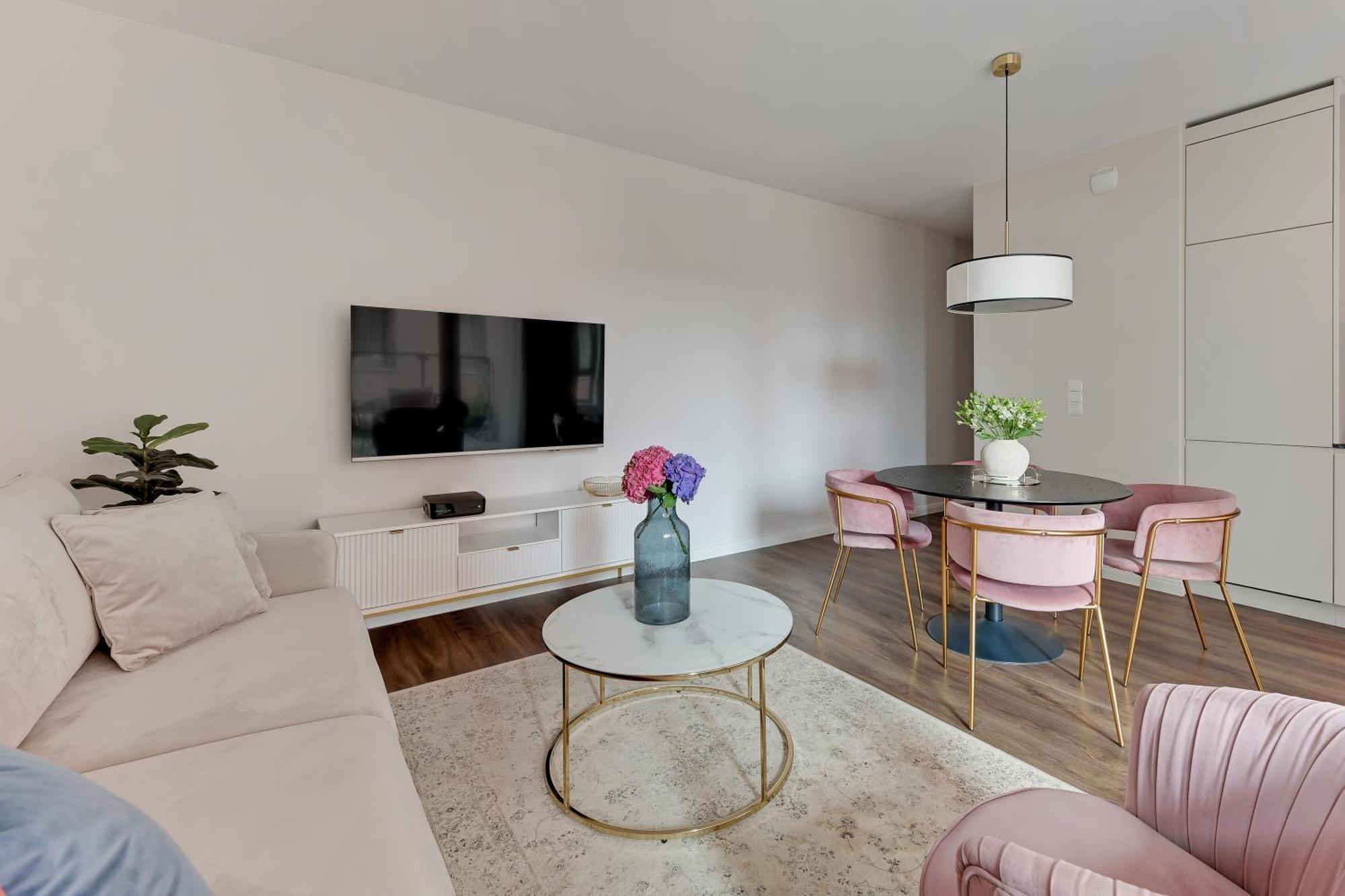 Scala City Center Magic Apartments With Parking By Lion Apartments Danzica Esterno foto